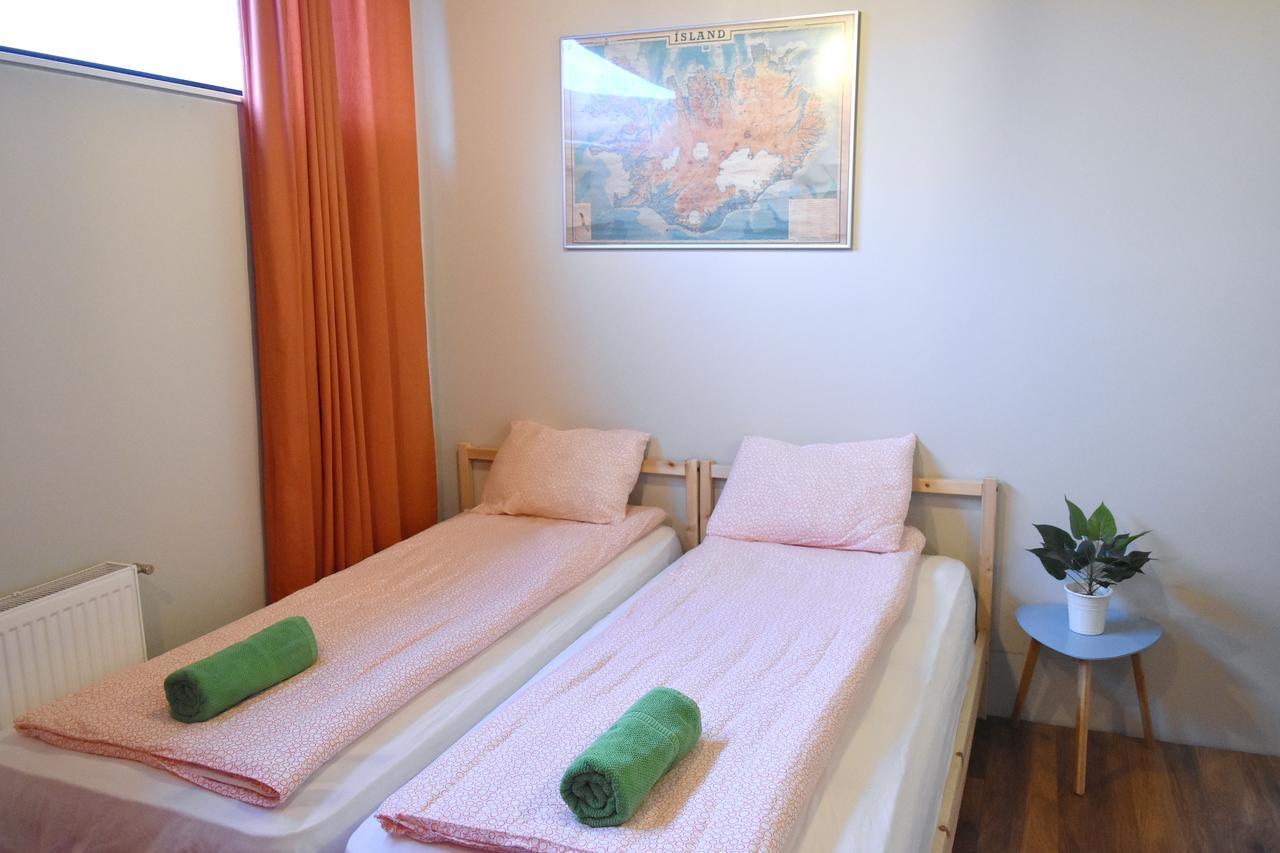 Vibrant Iceland Hostel Hafnarfjordur Exterior photo